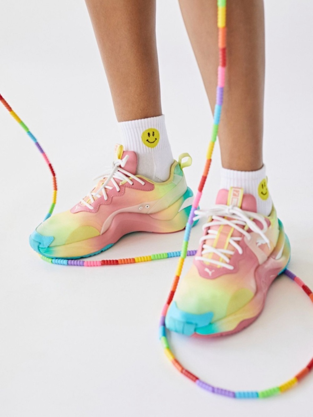 Free People x Puma Movement Tie Dye Sneakers — Rainbow Pink Yellow — Size 7.5